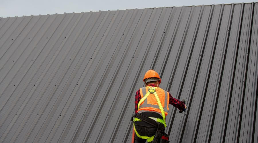 Professional metal roof installation services in Gallatin, MO